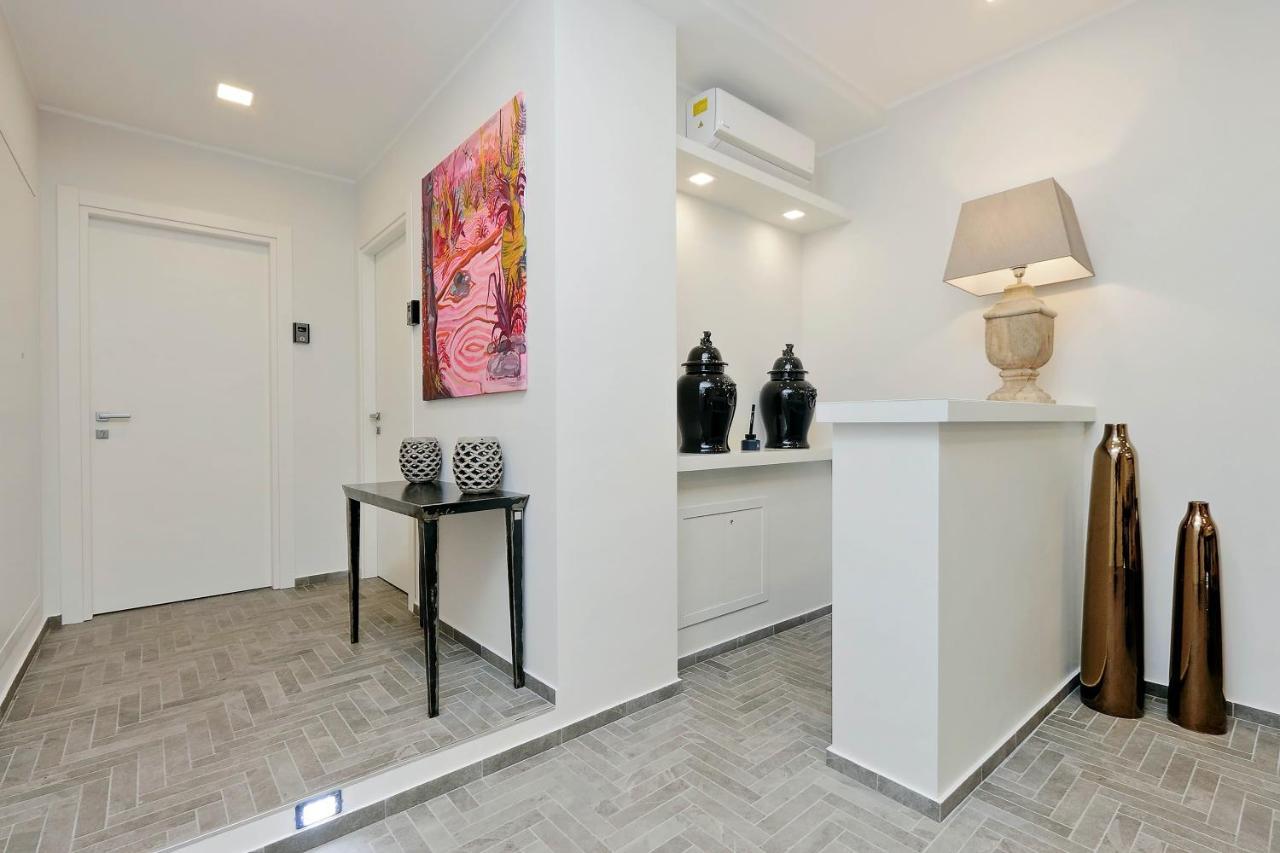 Della Croce Luxury Roma
